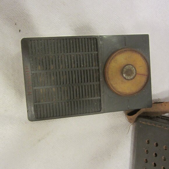 VTG 60'S HUDSON TRANSISTER SUPERHETERODYNE RECEIVER - Picture 2 of 6